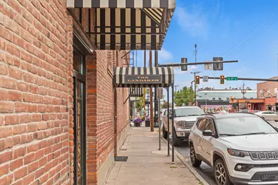 615 SW Evergreen Avenue, Redmond, OR 97756 - Photo 6