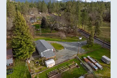 2168 Lonnon Road, Grants Pass, OR 97527 - Photo 36