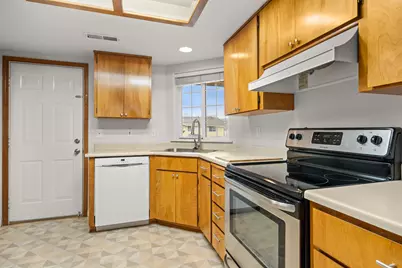 992 Glengrove Avenue, Central Point, OR 97502 - Photo 10