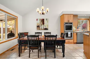 19895 Porcupine Dr, Bend, OR 97702 - Photo 12