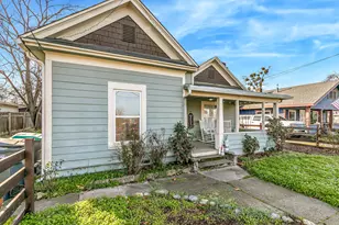 1113 W 11th St, Medford, OR 97501 - Photo 4