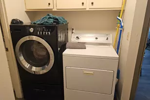 702 SE 9th St, Grants Pass, OR 97526 - Photo 8