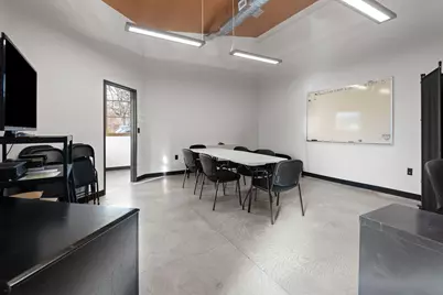 544 SW 4th Street, Redmond, OR 97756 - Photo 6