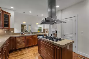 61465 Cultus Lake Ct, Bend, OR 97702 - Photo 20