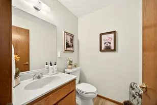 1087 Oak Knoll Dr, Ashland, OR 97520 - Photo 18