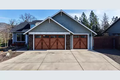 209 White Oak Way, Shady Cove, OR 97539 - Photo 1