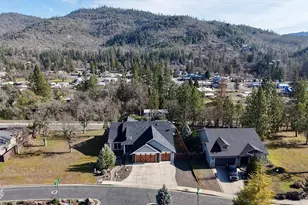 209 White Oak Way, Shady Cove, OR 97539 - Photo 48