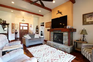 209 White Oak Way, Shady Cove, OR 97539 - Photo 10
