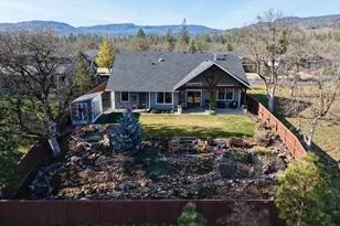 209 White Oak Way, Shady Cove, OR 97539 - Photo 44