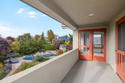 288 Island Pointe Drive, Medford, OR 97504 - Photo 38