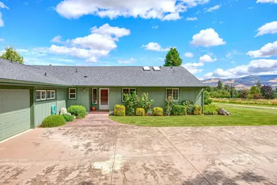 941 Beeson Lane, Talent, OR 97540 - Photo 4