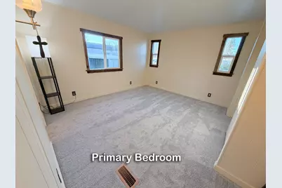 2335 Table Rock #SPC 27, Medford, OR 97501 - Photo 4