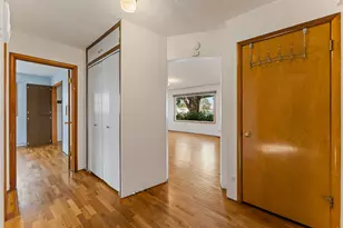 220 S 3rd St, Central Point, OR 97502 - Photo 12