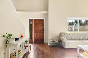 4529 Wolf Run Dr, Medford, OR 97504 - Photo 4