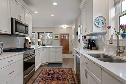 1025 E Horse Back Trail, Sisters, OR 97759 - Photo 6