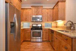 20848 Gateway Dr, Bend, OR 97702 - Photo 8