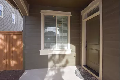 20848 Gateway Drive, Bend, OR 97702 - Photo 2