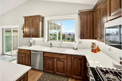 4433 Merlot Court, Medford, OR 97504 - Photo 10