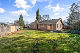 2583 Huntington Ln, Medford, OR 97504 - Photo 4