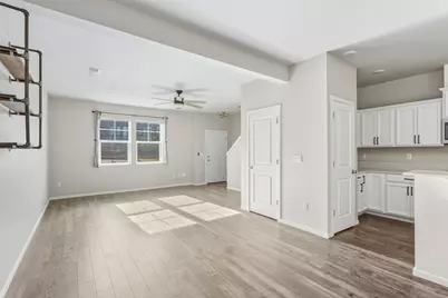 1227 NW Upas Avenue, Redmond, OR 97756 - Photo 12