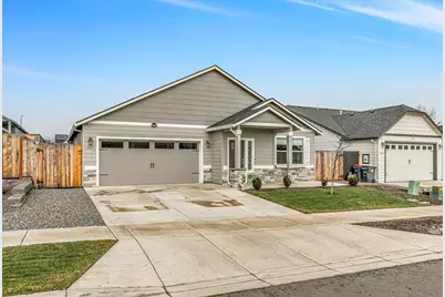 1637 Bronte Circle, Medford, OR 97504 - Photo 2