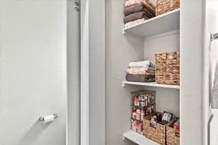 1637 Bronte Cir, Medford, OR 97504 - Photo 26