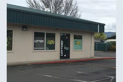 11264 Highway 62, Eagle Point, OR 97524 - Photo 1