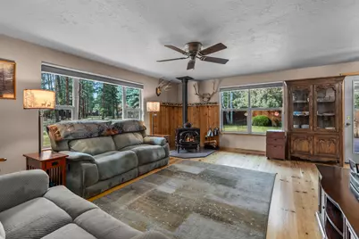 15689 Paddock Green, Sisters, OR 97759 - Photo 12