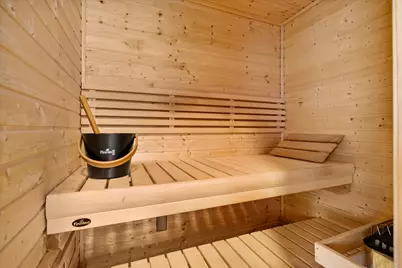 19504 SW Century Drive, Bend, OR 97702 - Photo 44