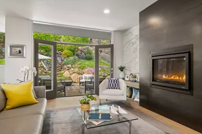 19504 SW Century Drive, Bend, OR 97702 - Photo 8