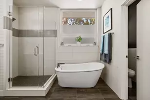 19504 SW Century Dr, Bend, OR 97702 - Photo 24