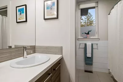 19504 SW Century Drive, Bend, OR 97702 - Photo 36