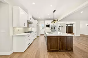 4043 Sunleaf Ave, Medford, OR 97504 - Photo 10