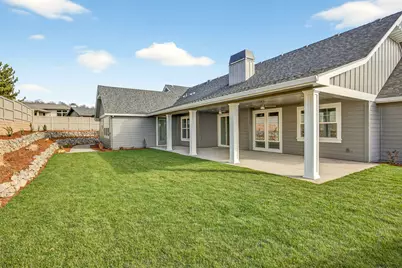 4043 Sunleaf Avenue, Medford, OR 97504 - Photo 46