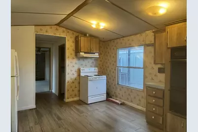 731 Hedy Jayne, Medford, OR 97501 - Photo 4