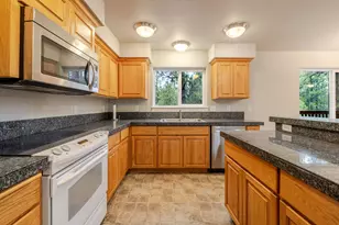 14450 Mountain View Loop, Sisters, OR 97759 - Photo 10