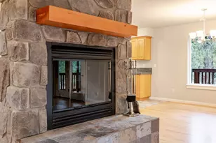 14450 Mountain View Loop, Sisters, OR 97759 - Photo 8