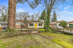 1035 NW Conklin Ave, Grants Pass, OR 97526 - Photo 38