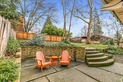 1035 NW Conklin Avenue, Grants Pass, OR 97526 - Photo 28