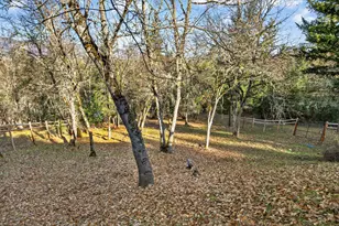 334 Andesite Dr, Jacksonville, OR 97530 - Photo 58