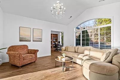 4770 Cloudcrest Drive, Medford, OR 97504 - Photo 4