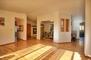 8060 Upper Applegate Rd, Jacksonville, OR 97530 - Photo 10