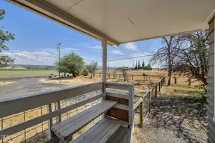 4308 NE Collins Dr, Madras, OR 97741 - Photo 30
