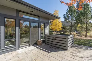 61475 Hackleman Ct, Bend, OR 97702 - Photo 46