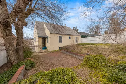 241 Hillside Avenue, Klamath Falls, OR 97601 - Photo 34