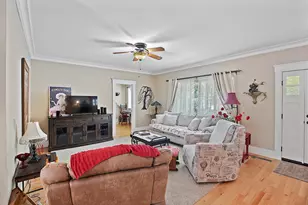 627 Carriage Rd, Grants Pass, OR 97526 - Photo 6