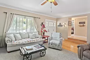 627 Carriage Rd, Grants Pass, OR 97526 - Photo 8