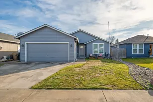 2169 Chambers Ln, Grants Pass, OR 97526 - Photo 1