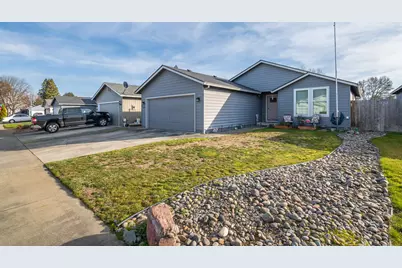 2169 Chambers Lane, Grants Pass, OR 97526 - Photo 2