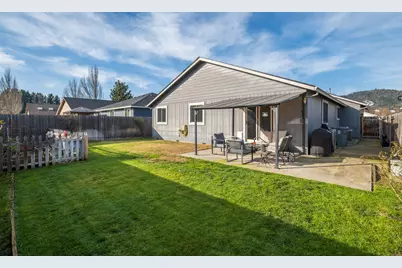 2169 Chambers Lane, Grants Pass, OR 97526 - Photo 28